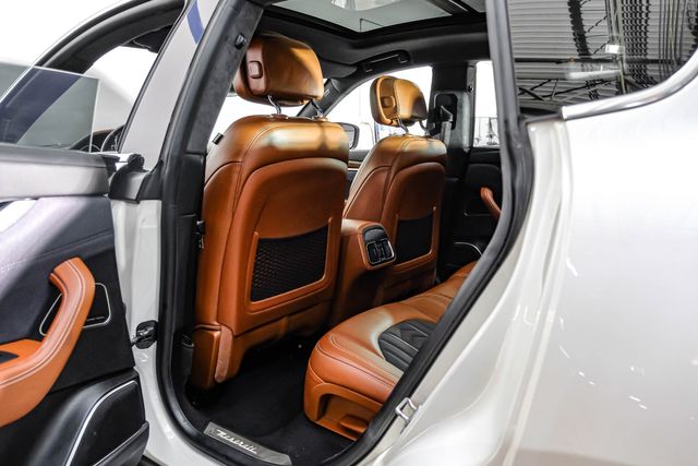 2020 Maserati Levante S GranLusso BIANCO ALPI 3Coat 21" HELIOS $101k MSR | Dallas, TX | East Dallas Diesel 2020 Maserati Levante S GranLusso BIANCO ALPI 3Coat 21" HELIOS $101k MSR | Dallas, TX | East Dallas Diesel