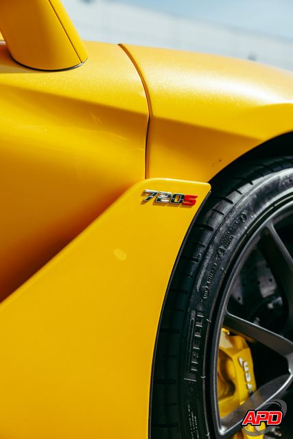 2020 McLaren 720S Spider Performance