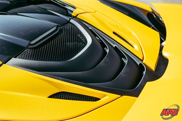 2020 McLaren 720S Spider Performance