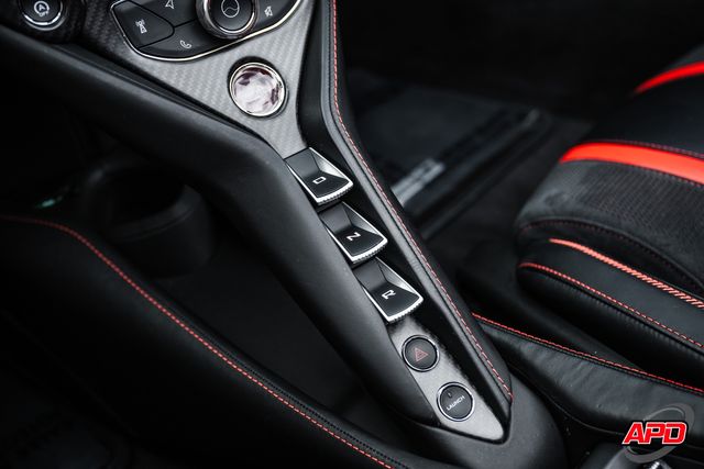 2020 McLaren 720S Spider Performance 2020 McLaren 720S Spider Performance