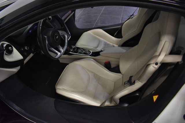 2020 McLaren GT Base 2020 McLaren GT Base