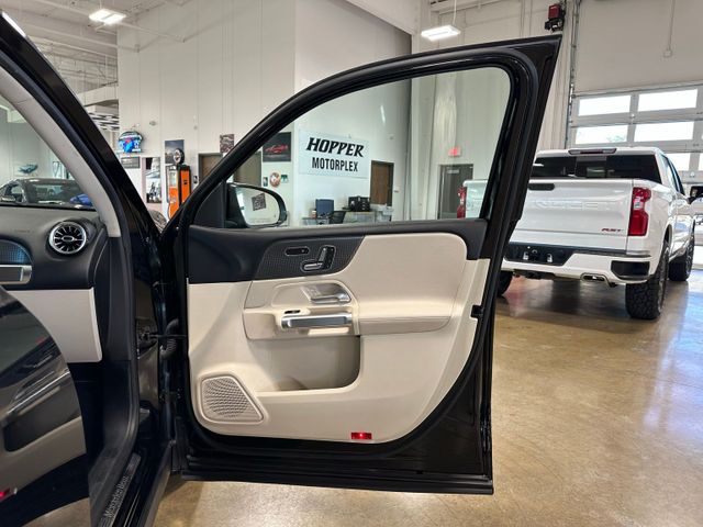 2020 Mercedes-Benz GLB GLB 250 Premium Package Ambient Lighting | Irving, Texas | Hopper Motorplex 2020 Mercedes-Benz GLB GLB 250 Premium Package Ambient Lighting | Irving, Texas | Hopper Motorplex