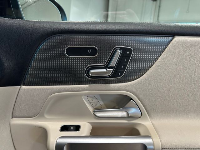 2020 Mercedes-Benz GLB GLB 250 Premium Package Ambient Lighting | Irving, Texas | Hopper Motorplex 2020 Mercedes-Benz GLB GLB 250 Premium Package Ambient Lighting | Irving, Texas | Hopper Motorplex