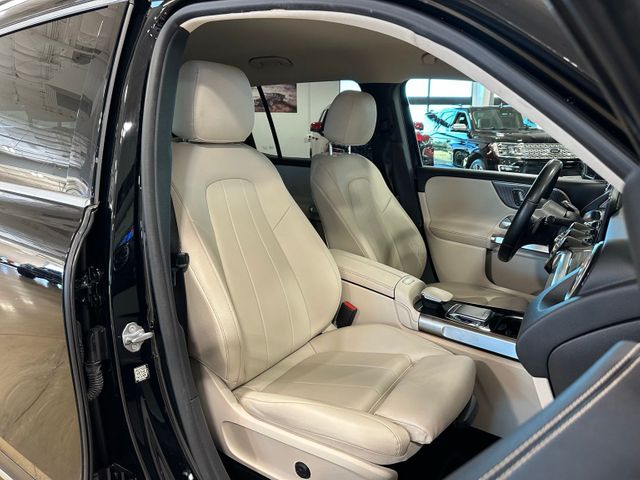 2020 Mercedes-Benz GLB GLB 250 Premium Package Ambient Lighting | Irving, Texas | Hopper Motorplex 2020 Mercedes-Benz GLB GLB 250 Premium Package Ambient Lighting | Irving, Texas | Hopper Motorplex