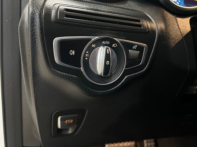 2020 Mercedes-Benz GLC 300