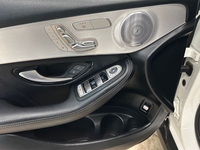 2020 Mercedes-Benz GLC 300