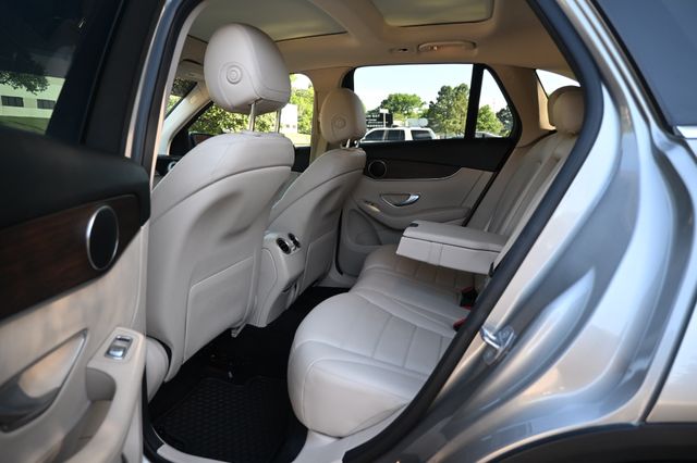 2020 Mercedes-Benz GLC 300