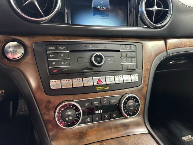 2020 Mercedes-Benz SL-Class SL 550 Grand Edition Exclusive AMG Driver Assist | Irving, Texas | Hopper Motorplex 2020 Mercedes-Benz SL-Class SL 550 Grand Edition Exclusive AMG Driver Assist | Irving, Texas | Hopper Motorplex