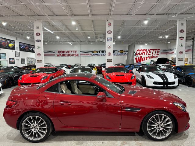 2020 Mercedes-Benz SLC 300 Roadster AMG Premium, Wood, Harmon Ambient 43k | Dallas, Texas | Corvette Warehouse 2020 Mercedes-Benz SLC 300 Roadster AMG Premium, Wood, Harmon Ambient 43k | Dallas, Texas | Corvette Warehouse