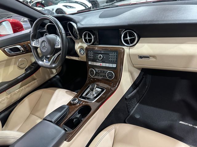2020 Mercedes-Benz SLC 300 Roadster AMG Premium, Wood, Harmon Ambient 43k | Dallas, Texas | Corvette Warehouse 2020 Mercedes-Benz SLC 300 Roadster AMG Premium, Wood, Harmon Ambient 43k | Dallas, Texas | Corvette Warehouse