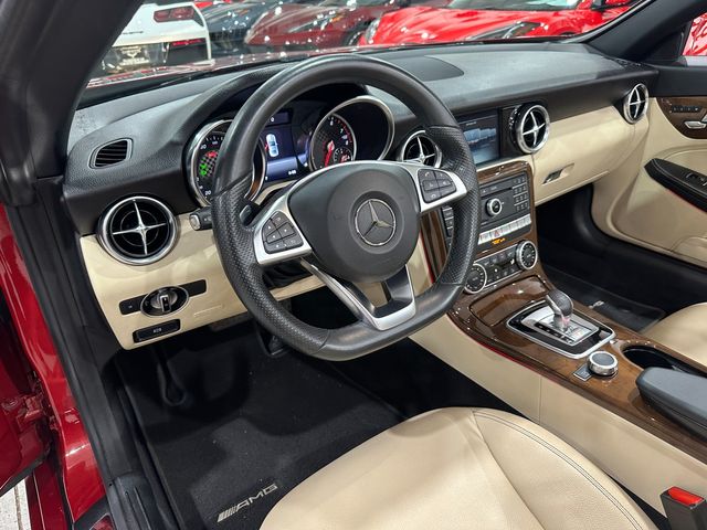 2020 Mercedes-Benz SLC 300 Roadster AMG Premium, Wood, Harmon Ambient 43k | Dallas, Texas | Corvette Warehouse 2020 Mercedes-Benz SLC 300 Roadster AMG Premium, Wood, Harmon Ambient 43k | Dallas, Texas | Corvette Warehouse