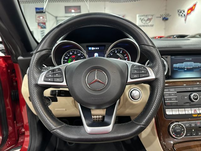 2020 Mercedes-Benz SLC 300 Roadster AMG Premium, Wood, Harmon Ambient 43k | Dallas, Texas | Corvette Warehouse 2020 Mercedes-Benz SLC 300 Roadster AMG Premium, Wood, Harmon Ambient 43k | Dallas, Texas | Corvette Warehouse