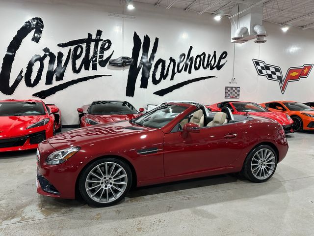 2020 Mercedes-Benz SLC 300 Roadster AMG Premium, Wood, Harmon Ambient 43k | Dallas, Texas | Corvette Warehouse 