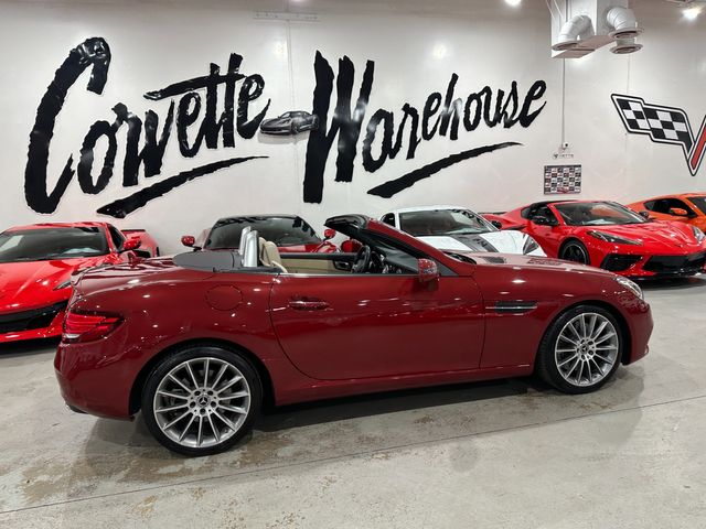 2020 Mercedes-Benz SLC 300 Roadster AMG Premium, Wood, Harmon Ambient 43k | Dallas, Texas | Corvette Warehouse 