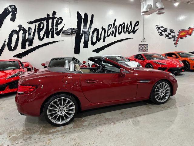 2020 Mercedes-Benz SLC 300 Roadster AMG Premium, Wood, Harmon Ambient 43k | Dallas, Texas | Corvette Warehouse 2020 Mercedes-Benz SLC 300 Roadster AMG Premium, Wood, Harmon Ambient 43k | Dallas, Texas | Corvette Warehouse