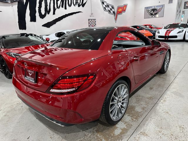 2020 Mercedes-Benz SLC 300 Roadster AMG Premium, Wood, Harmon Ambient 43k | Dallas, Texas | Corvette Warehouse 2020 Mercedes-Benz SLC 300 Roadster AMG Premium, Wood, Harmon Ambient 43k | Dallas, Texas | Corvette Warehouse