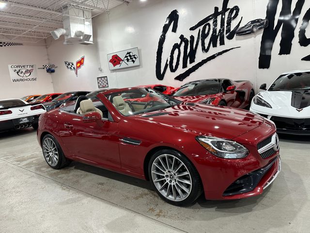 2020 Mercedes-Benz SLC 300 Roadster AMG Premium, Wood, Harmon Ambient 43k | Dallas, Texas | Corvette Warehouse 