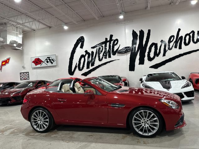 2020 Mercedes-Benz SLC 300 Roadster AMG Premium, Wood, Harmon Ambient 43k | Dallas, Texas | Corvette Warehouse 