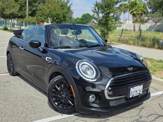 2020 Mini Convertible Cooper | Reseda, CA | Angeles Auto Alliance