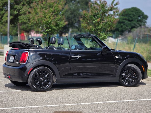 2020 Mini Convertible Cooper | Reseda, CA | Angeles Auto Alliance