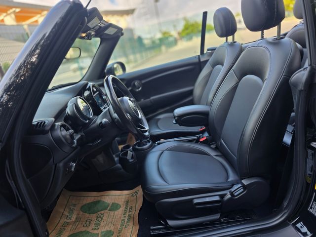 2020 Mini Convertible Cooper | Reseda, CA | Angeles Auto Alliance