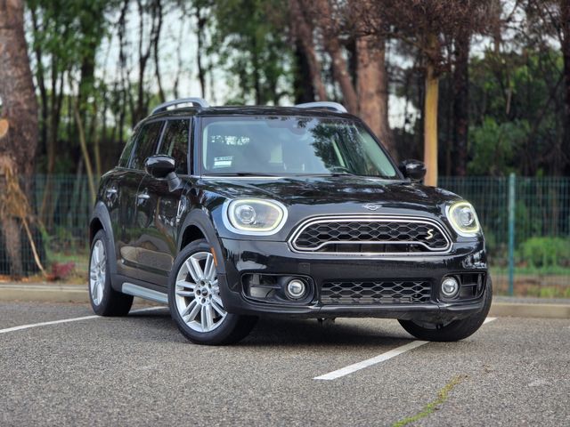2020 Mini Countryman Plug-in Hybrid Cooper SE ALL4 | Reseda, CA | Angeles Auto Alliance