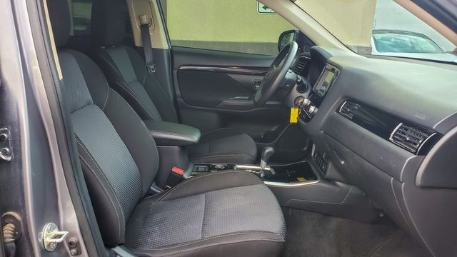 2020 Mitsubishi Outlander ES AWD | American Fork, Utah | Auto's Inc. 2020 Mitsubishi Outlander ES AWD | American Fork, Utah | Auto's Inc.