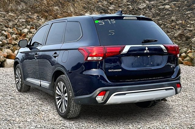 2020 Mitsubishi Outlander ES