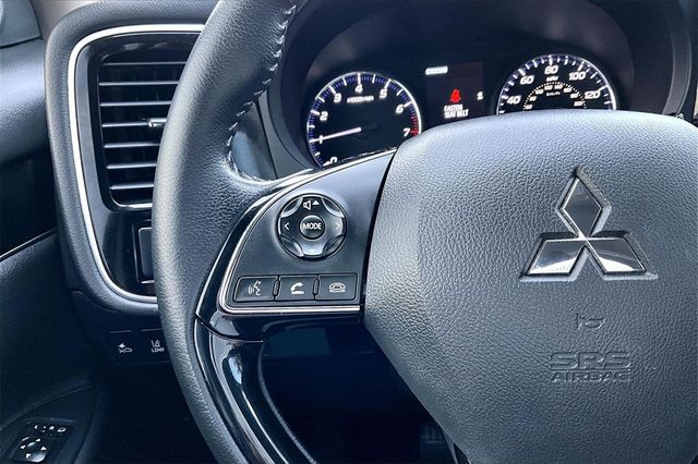 2020 Mitsubishi Outlander ES