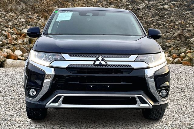 2020 Mitsubishi Outlander ES