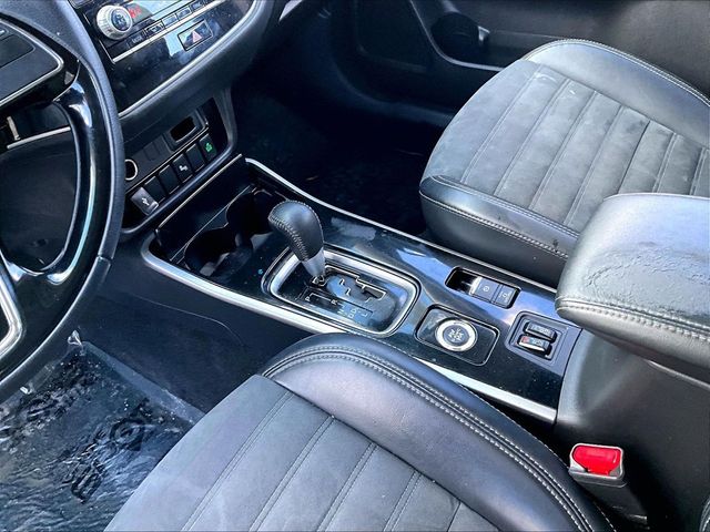 2020 Mitsubishi Outlander ES