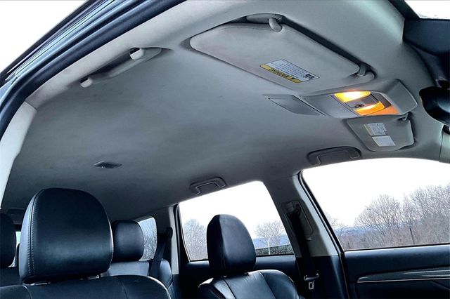 2020 Mitsubishi Outlander ES