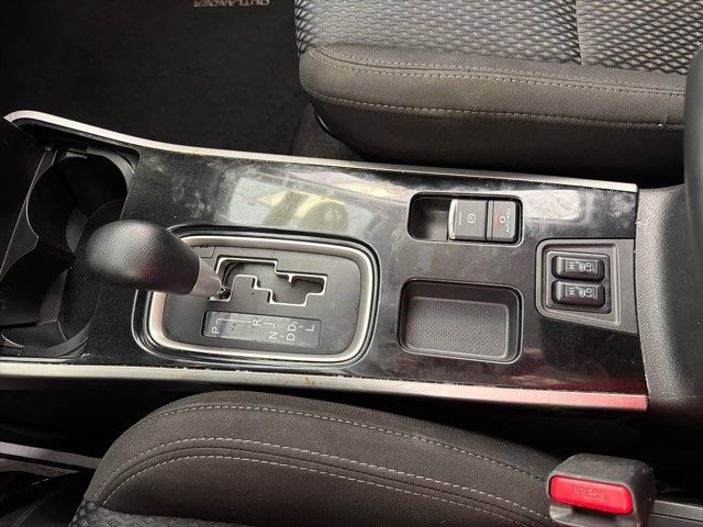 2020 Mitsubishi Outlander ES | Rome, GA | Knight's Car Store 2020 Mitsubishi Outlander ES | Rome, GA | Knight's Car Store