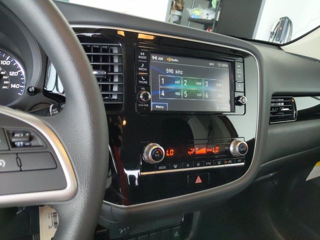 2020 Mitsubishi Outlander ES