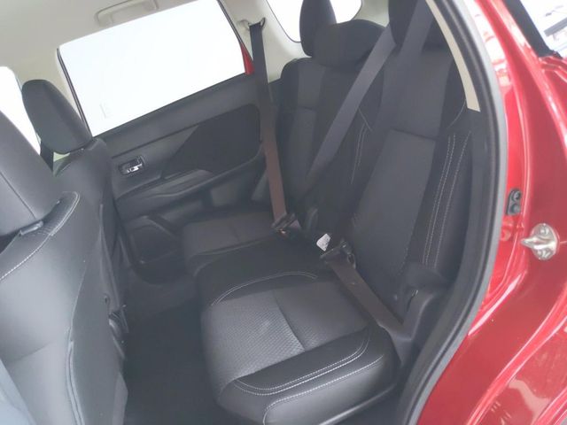 2020 Mitsubishi Outlander ES