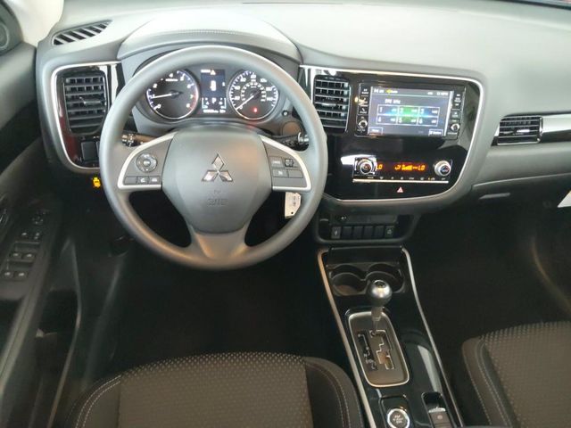 2020 Mitsubishi Outlander ES