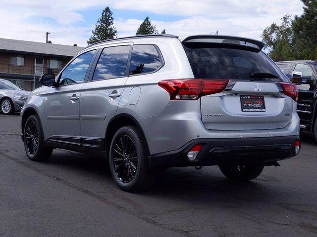2020 Mitsubishi Outlander LE