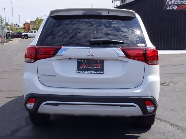 2020 Mitsubishi Outlander ES