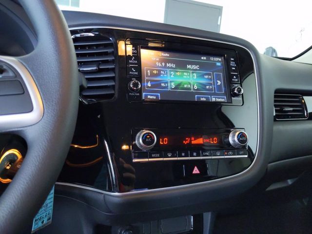 2020 Mitsubishi Outlander ES