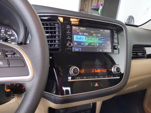 2020 Mitsubishi Outlander ES