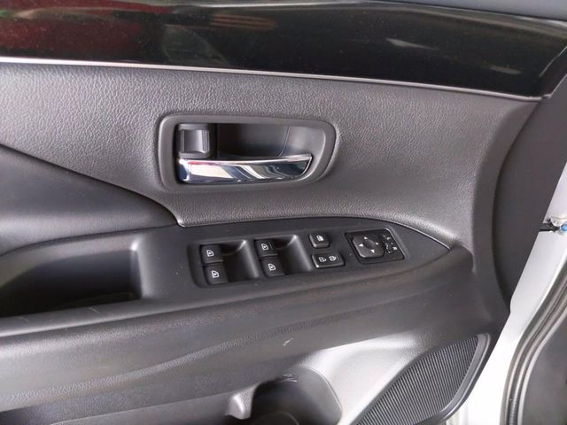 2020 Mitsubishi Outlander SE