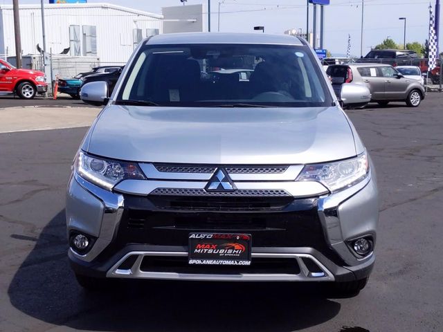 2020 Mitsubishi Outlander SE