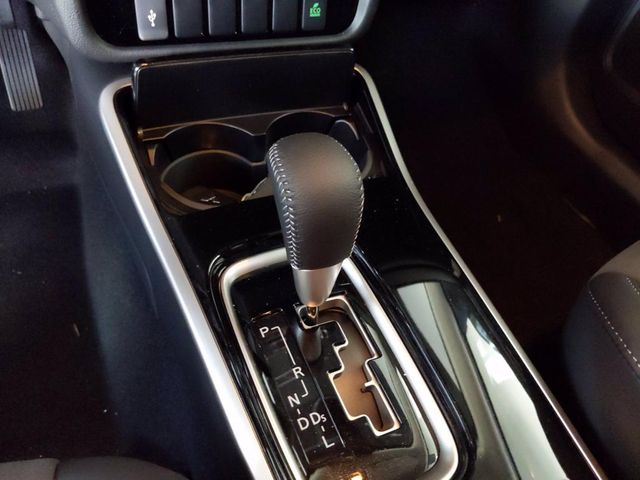 2020 Mitsubishi Outlander SE