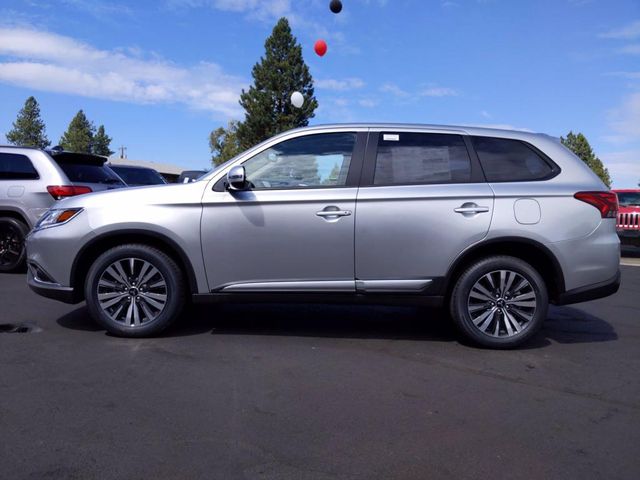 2020 Mitsubishi Outlander SE