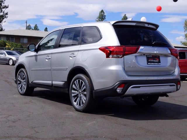 2020 Mitsubishi Outlander ES