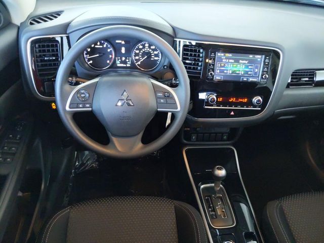 2020 Mitsubishi Outlander ES