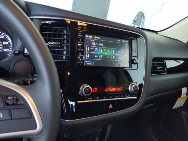 2020 Mitsubishi Outlander ES