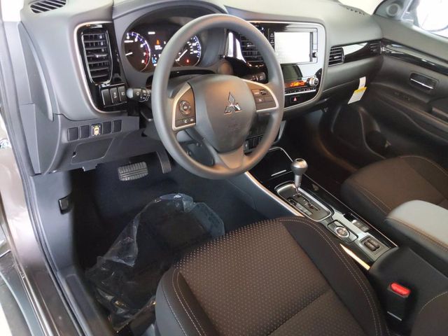 2020 Mitsubishi Outlander ES