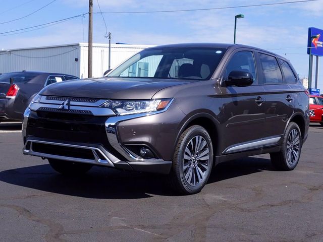2020 Mitsubishi Outlander ES