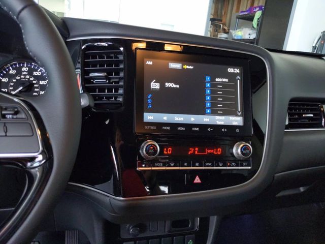 2020 Mitsubishi Outlander SE